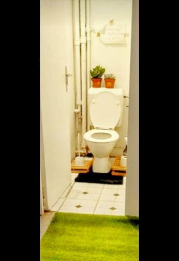 Chambre Proche Arc De Triomphe Париж Екстериор снимка